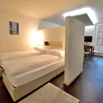 Aymon De Challant Appartement